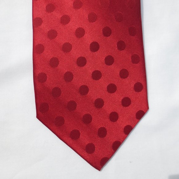 4/$14 GEOFFREY BEENE mens SILK tie CIRCLES red DOTS classic - Picture 1 of 4